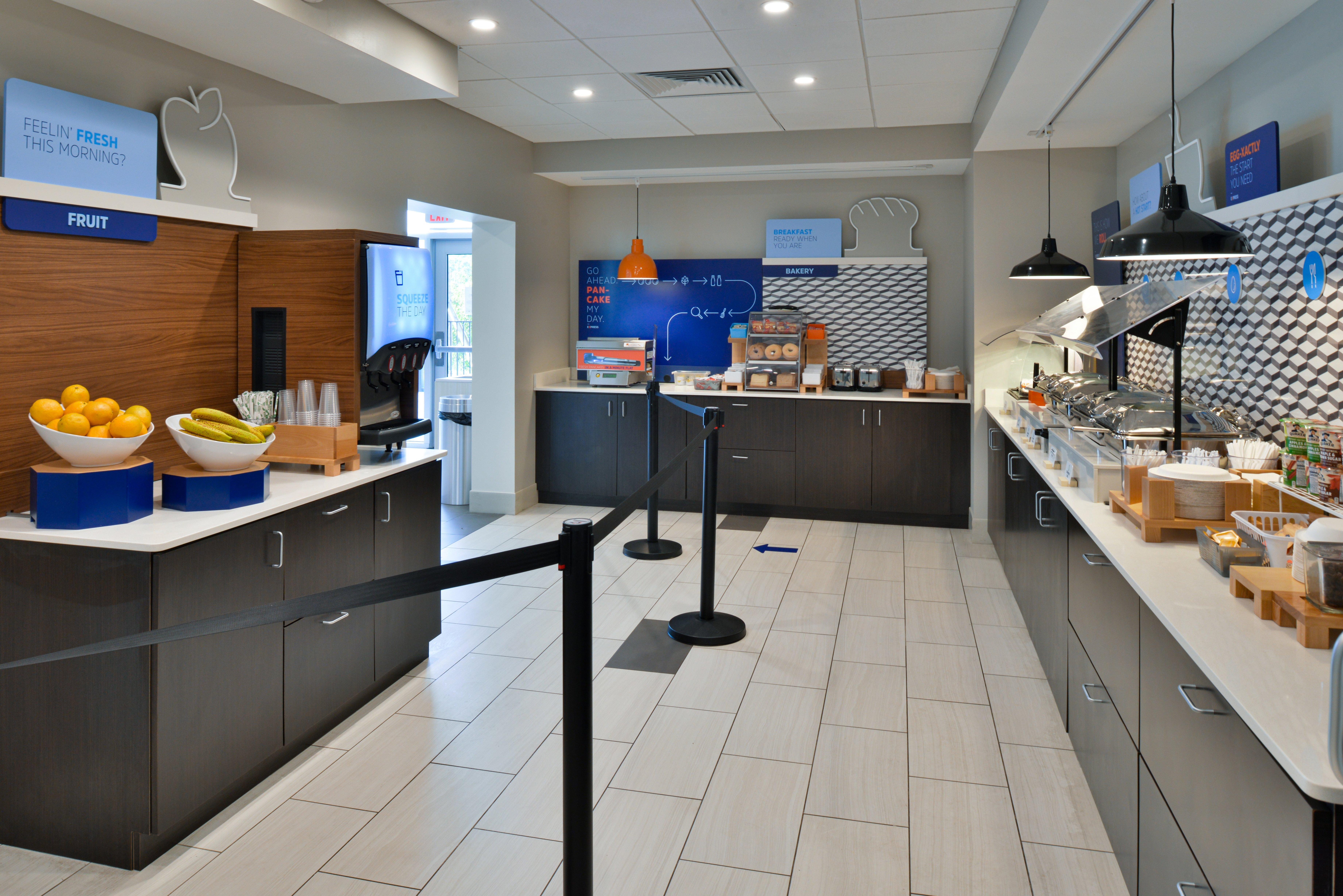 Holiday Inn Express Orlando - South Park By Ihg Williamsburg Екстериор снимка
