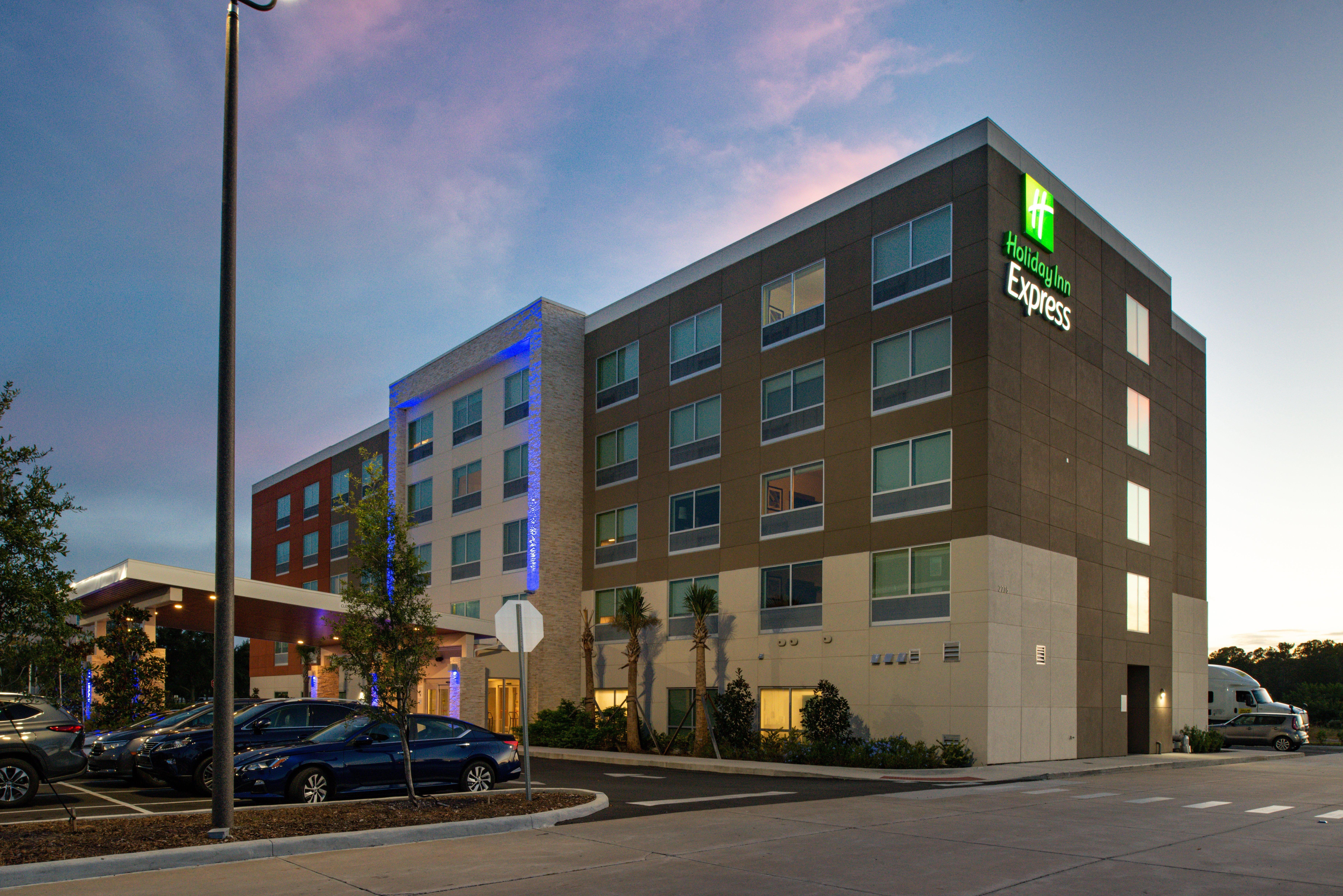 Holiday Inn Express Orlando - South Park By Ihg Williamsburg Екстериор снимка